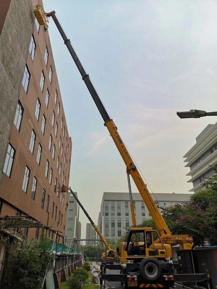 甘孜汽车吊出租哪家好，选择最靠谱的服务商指南