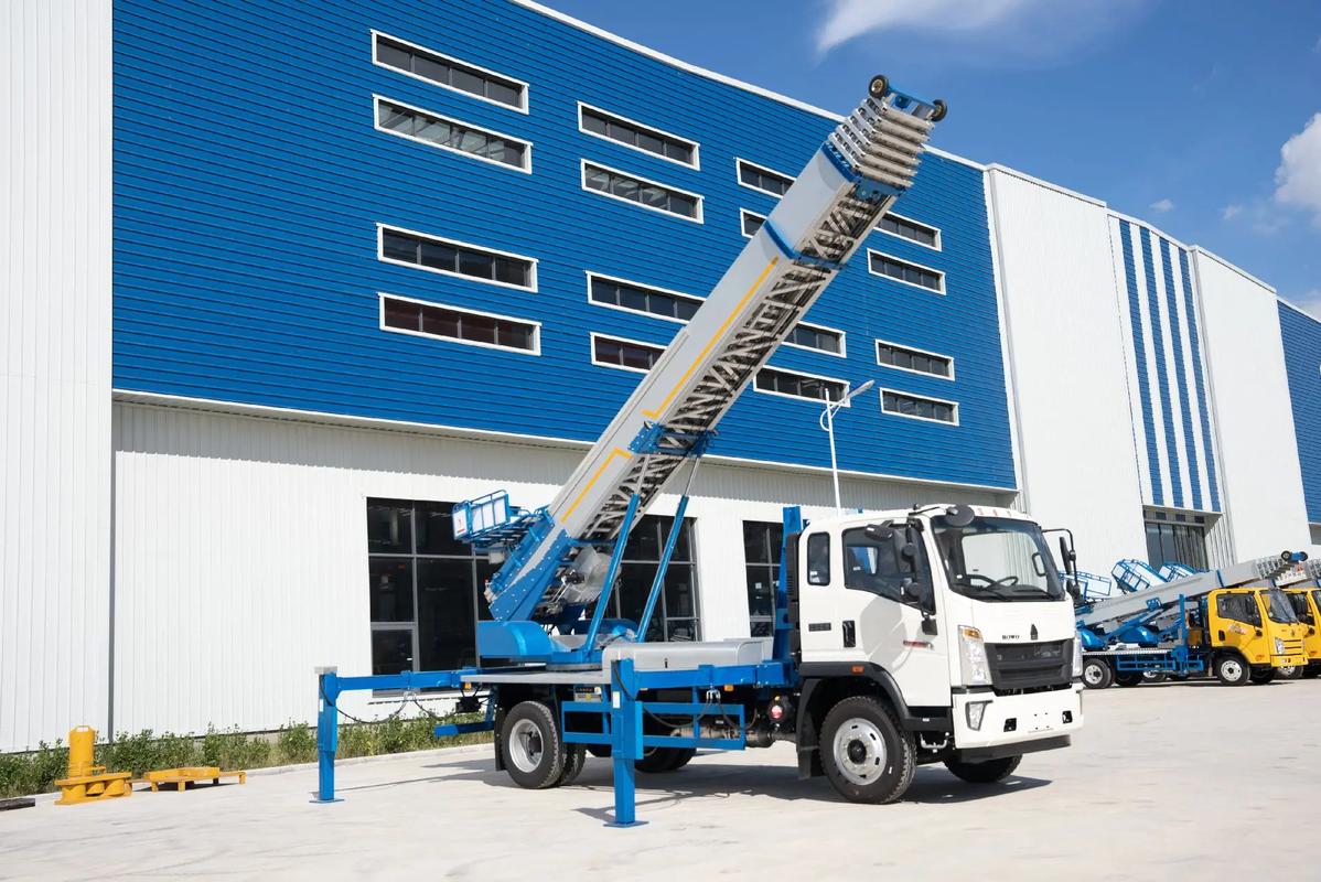 甘孜小型云梯车上料车租赁多少钱