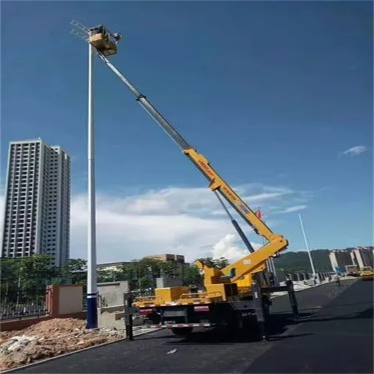 甘孜维修路灯的曲臂升降车出租