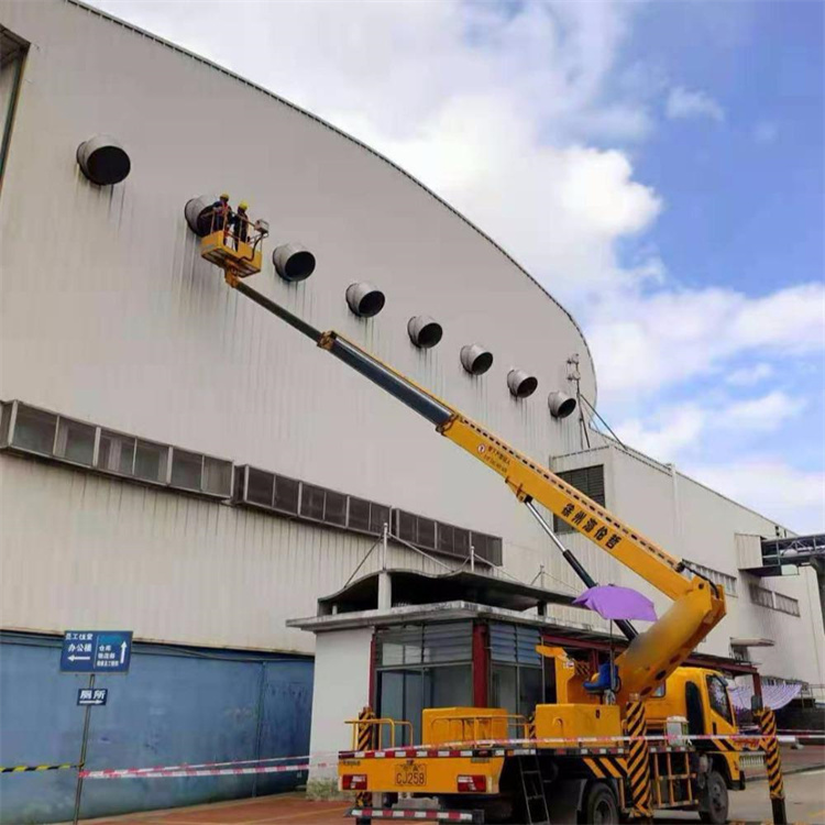 甘孜高空作业车出租服务：专业广告牌安装解决方案