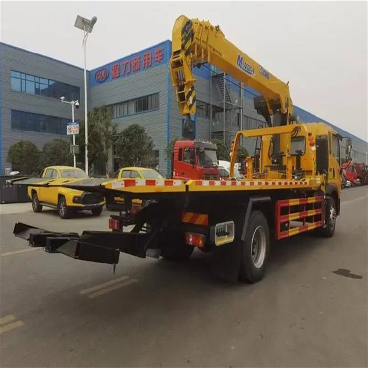 甘孜附近小随车吊出租电话，轻松解决搬运烦恼