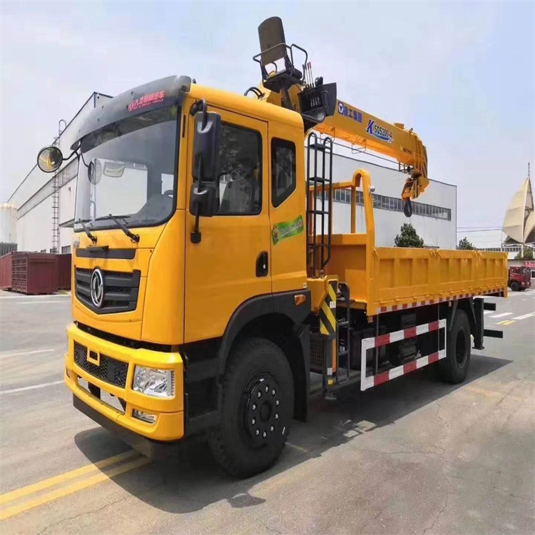 甘孜附近找一辆随车吊出租